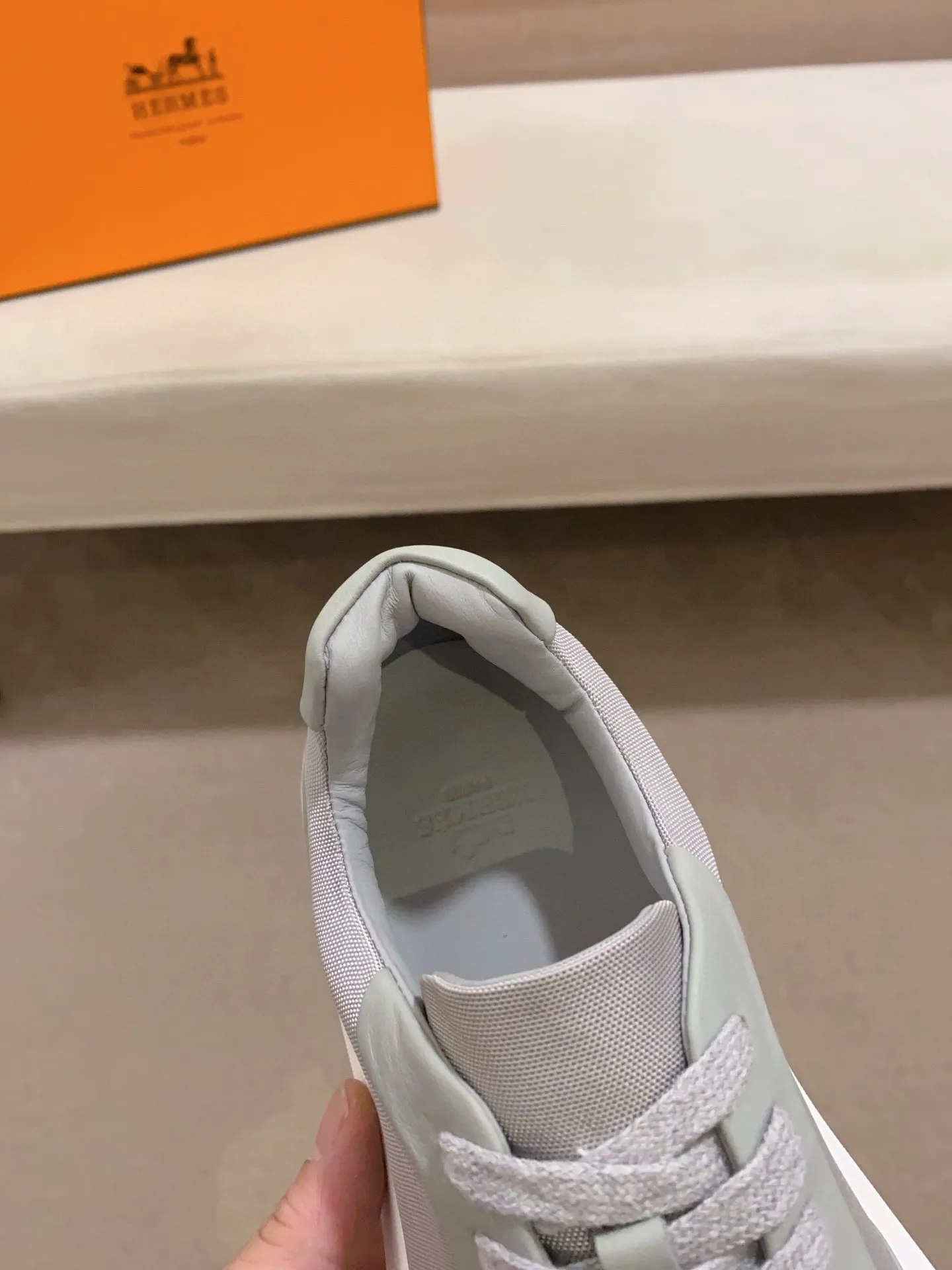 Men's clothing and shoes💰: 600💰《HERMES》【Classic Original Version】Hermès; Top 🔝 Purchasing Agency 🔍🔍Men's latest 🇺🇸 counters are on sale simultaneously, original imported from Italy ▲▲Silk cowhide with breathable fabric ▲▲ (high-end and expensive Qi·Grade) Exquisite workmanship (Italian 🇮🇹Imported water-dyed 🐂cowhide lining) Sole: Original sole provided by the original factory, ⚠️Exclusive double-layer activity·TPR·Rubber·Combined molded outsole; Super·comfortable·wear-resistant·non-slip·environmental protection The real thing is more beautiful if you take the real thing (high quality, follow the order), you can enter and exit the counter at will * Number of yards: 38·39·40·41·42·43·44# (can be customized 45.)